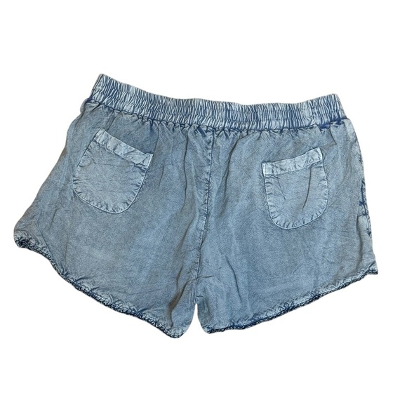 Earthbound Trading Co Chambray 3D Embroidered Shorts Lightweight Boho Small - Picture 3 of 11